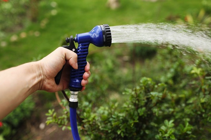 Najboljši načini za zalivanje vaših vrtnih rastlin