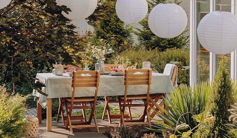 Teraso ali vrt uredite za jesenska druženja